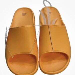 Wild Fable Slide Sandals Size 8 Womems